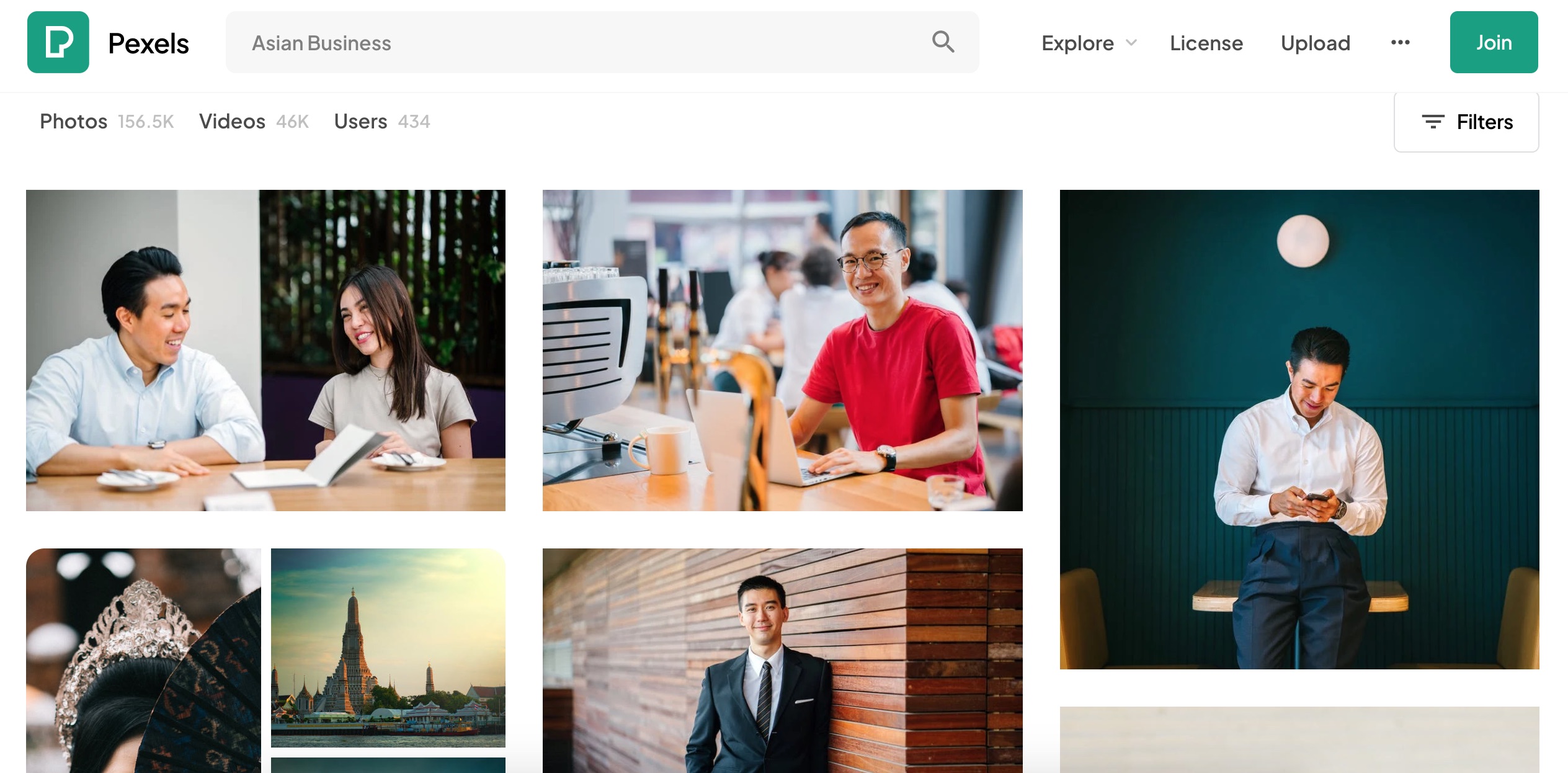 Diverse Images | AAPI Business | Pexels | Vista Social