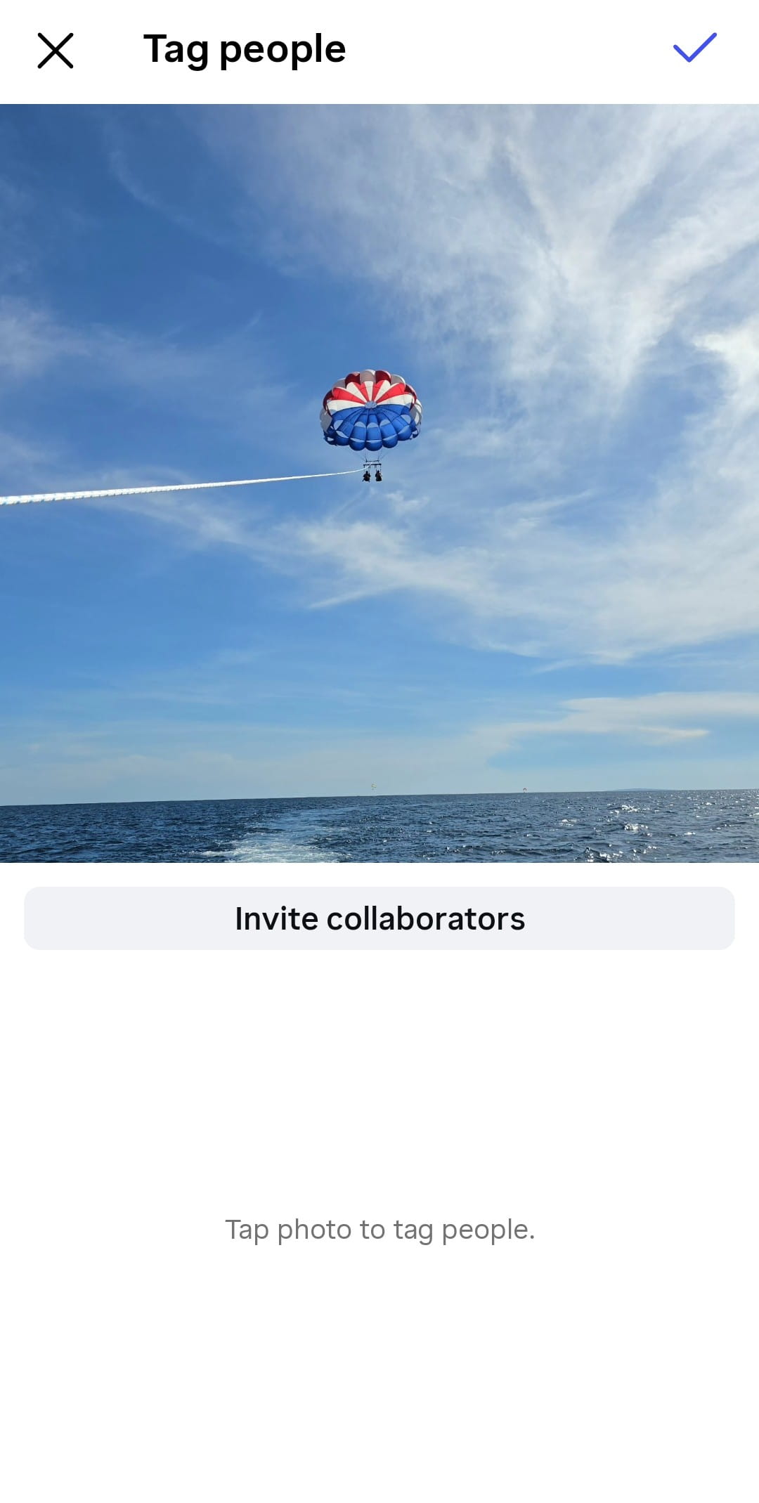 Instagram Tag people screen showing the Invite collaborators button.