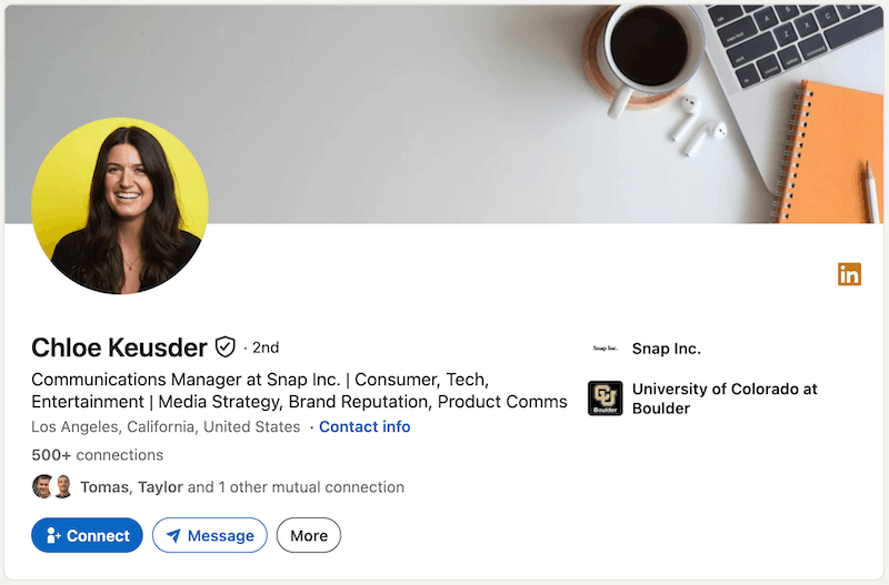 A screenshot of a LinkedIn headline example from Chloe Keusder.