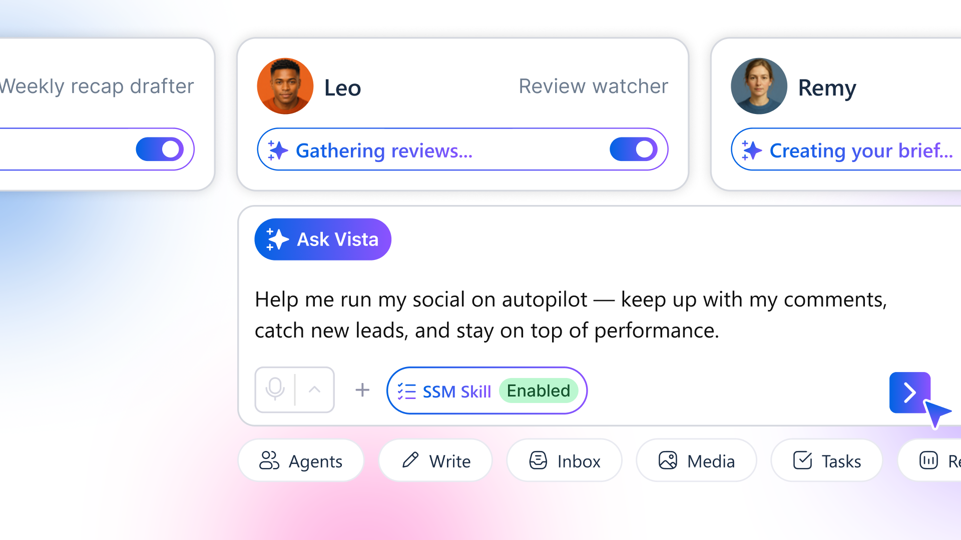 Ask Vista chat with agents Leo and Remy active, plus a prompt to run social on autopilot and catch new leads.